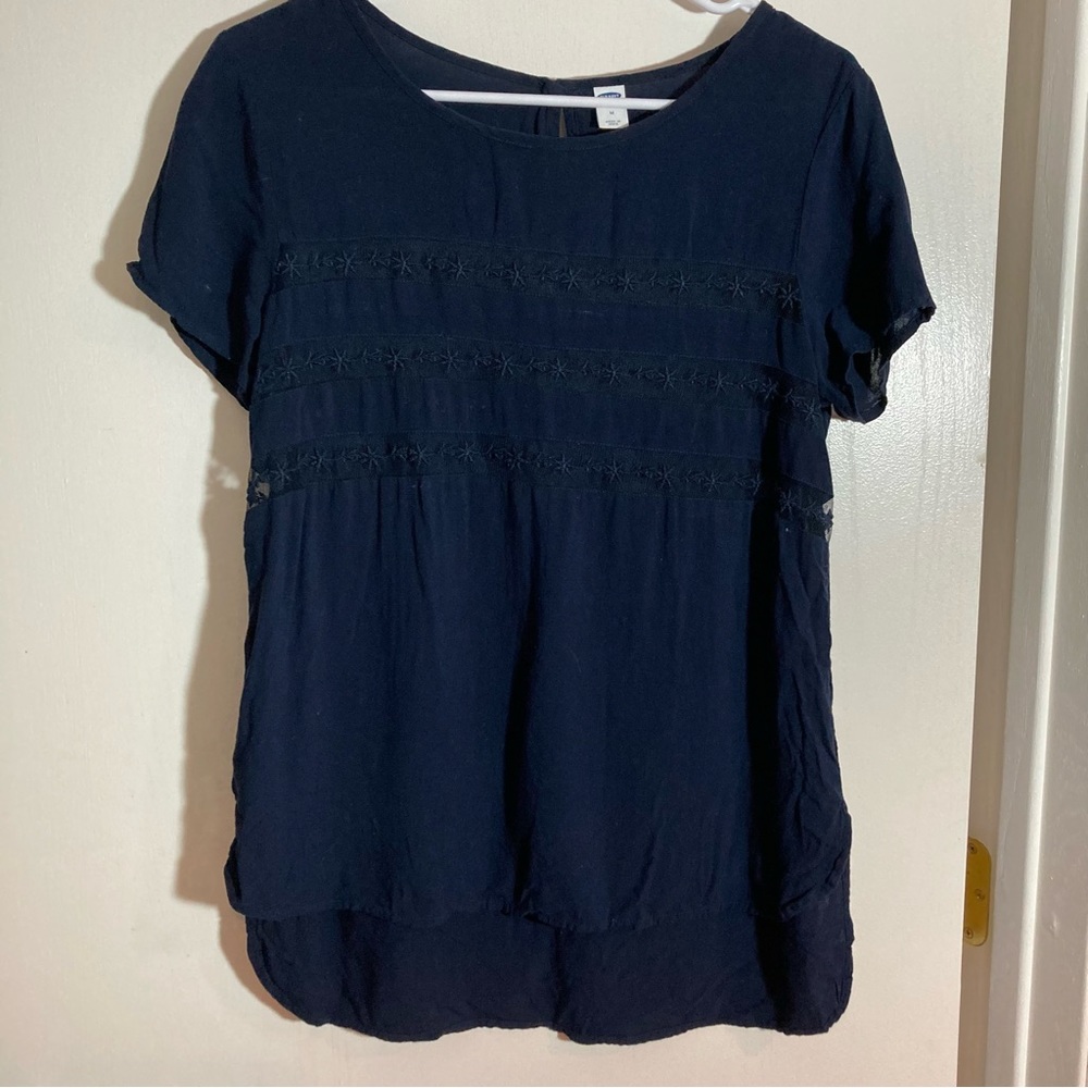 Old Navy sheer stripe top‎ medium